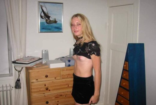 En ung sexig tjej från Malmö